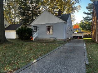 1930 Seneca Rd, Euclid, OH 44117