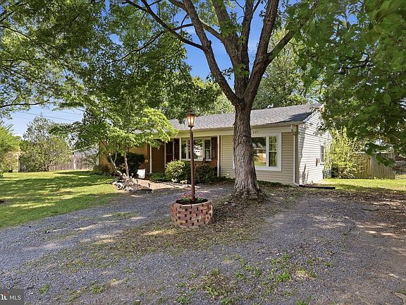 5th image of 117 Highlander Rd