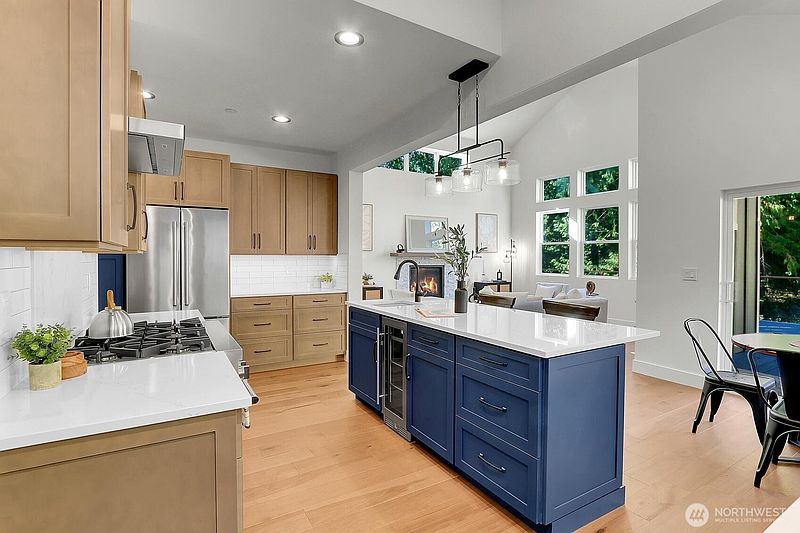 2nd image of 5921 164th Street SW