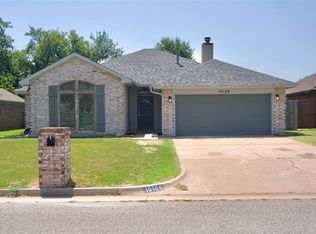 10108 Fairfax Ln, Yukon, OK 73099