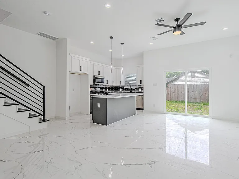 6732 Goforth St #A — Photo 3