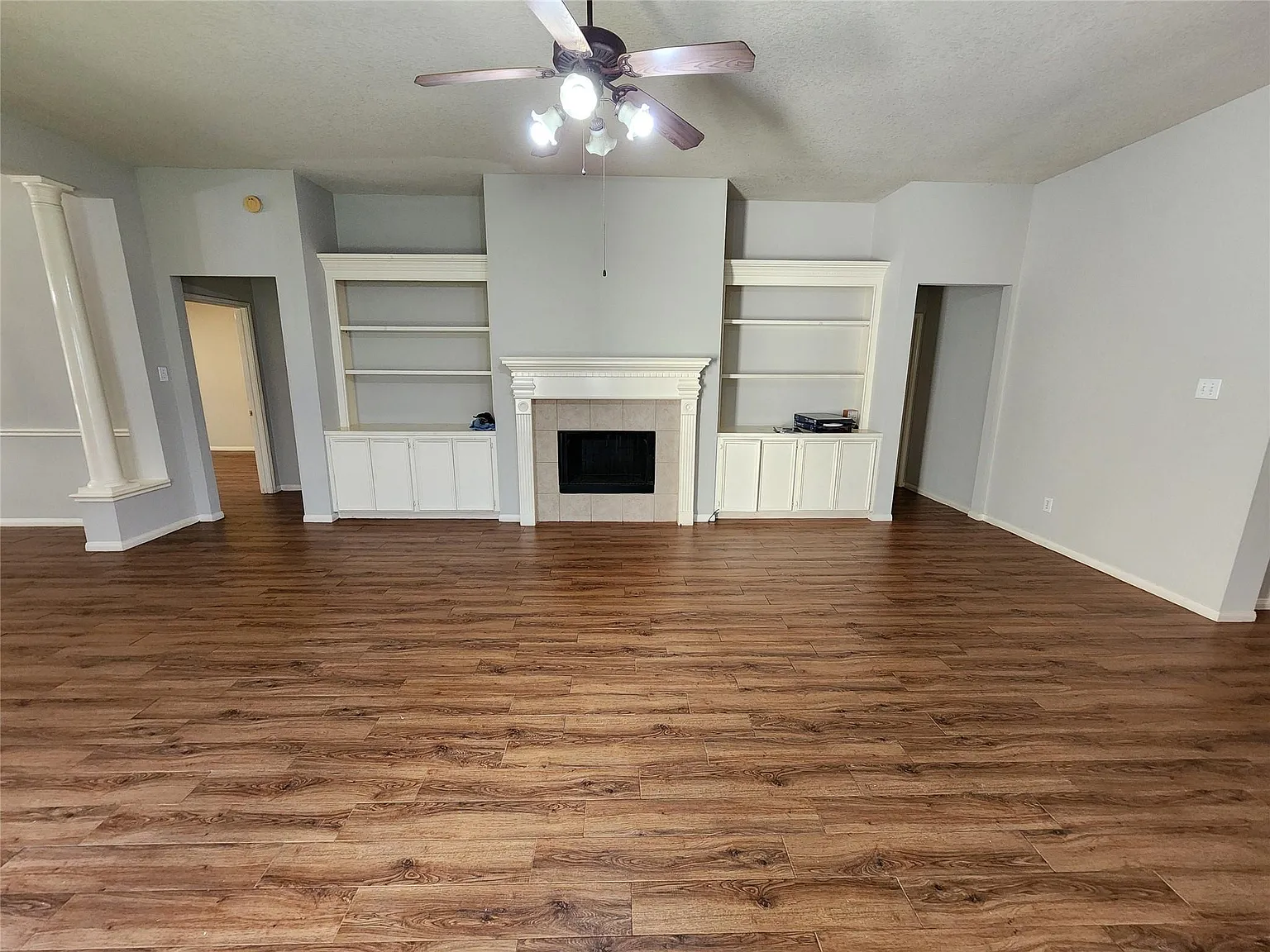 3 bed, 2.0 bath, 2011 sqft, $2,300 — Photo 4