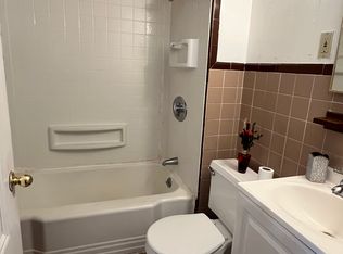 34 Chestnut St APT 3, Wakefield, MA 01880