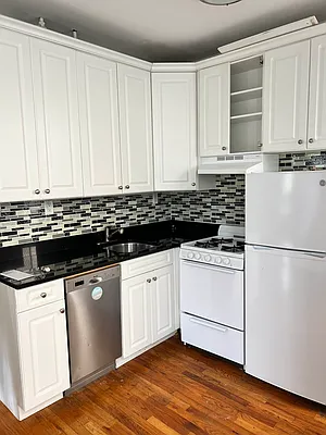 Rented by Manhattan Dwelling Corporation | media 10