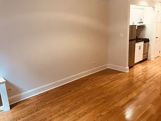 Rented by Metropolis Real Estate of Manhattan