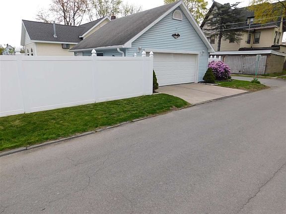 2nd image of 107 4th St