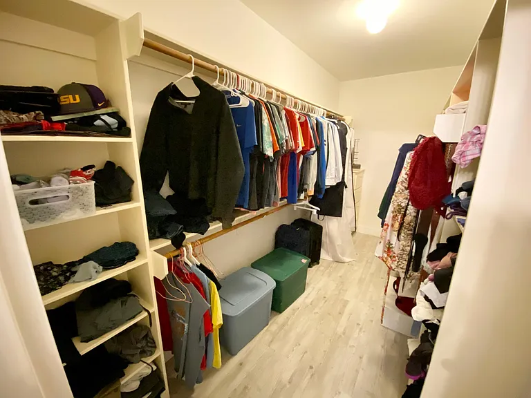 9818 Meredith Elise Ct — Photo 14