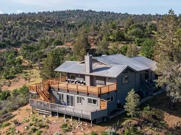 13538 Ermin St, Hornbrook, CA 96044