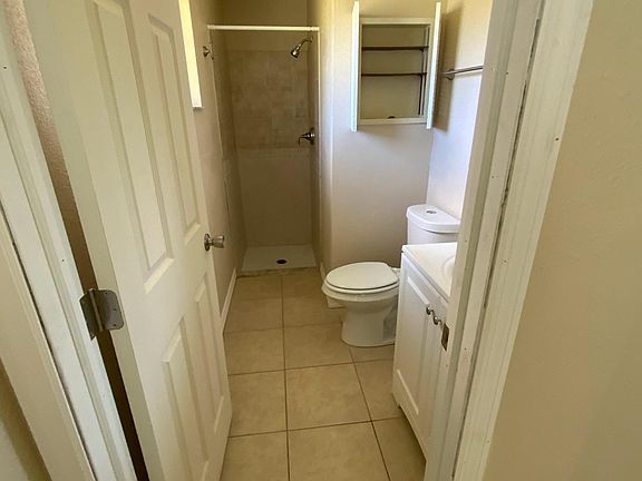 5th image of 4656 Maraldo Ave
