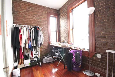 Rented by Dynamik Realty