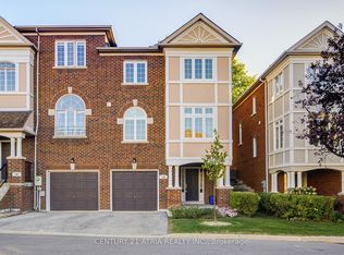 190 Harding Blvd W #108, Richmond Hill, ON L4C 0J9