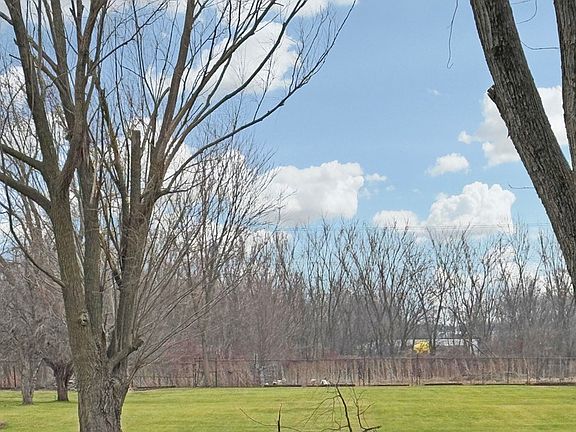 5th image of 1765 Glenwood Dyer Rd