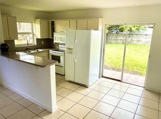 3177 NW 53rd St #0, Miami, FL 33142