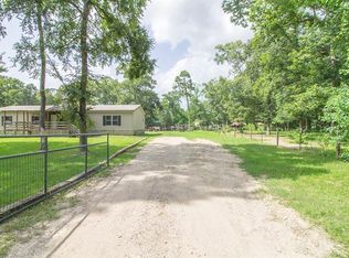 15745 Deer Glen Ln, Conroe, TX 77302