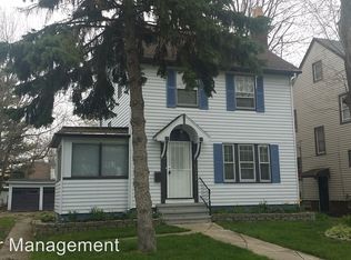 971 Rushleigh Rd, Cleveland Heights, OH 44121