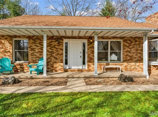 3 Price Dr, Troy, IL 62294
