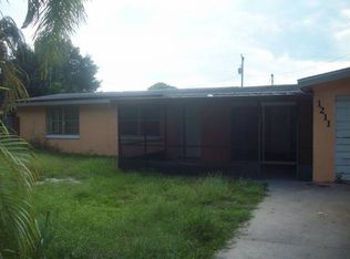 1211 Gramac Dr, North Fort Myers, FL 33917