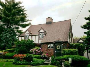 261 Ridge Rd, Rutherford, NJ 07070