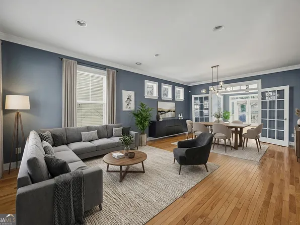 2010 Cambridge Ave, Atlanta, GA 30337