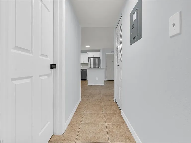 5713 Foxlake Dr #1 — Photo 24