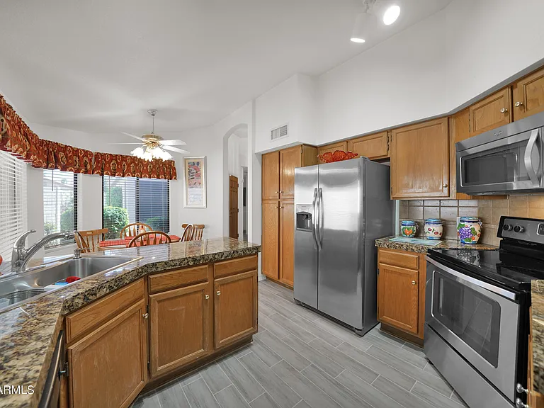 11010 W Poinsettia Dr — Photo 14