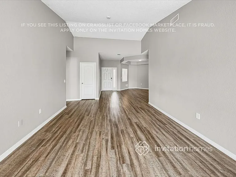 9191 SW 212th Ter — Photo 15