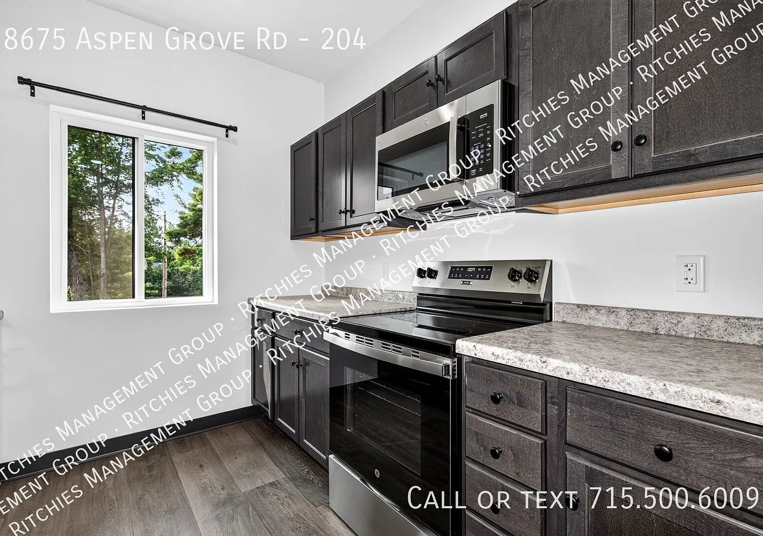 Brand-New Large 2 Bed, 2 Bath Apartment with Garage, Private Entry & In-Unit Laundry — Photo 3