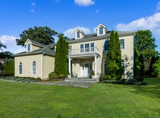 2 Forest Lake Dr, West Harrison, NY 10604