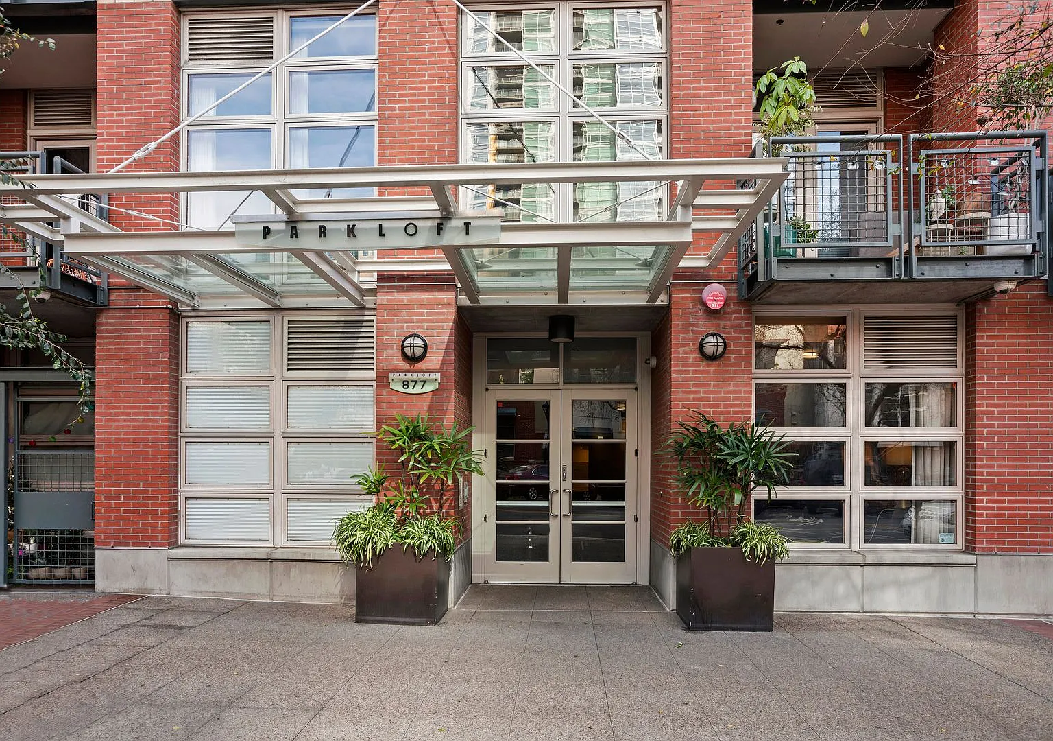 Expansive East Village loft at Parkloft, available now! 1 parking space included! Small pet OK! — Photo 3