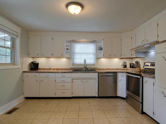 4th image of 3604 Keith Ave