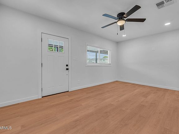 3rd image of 4324 N 21st Street