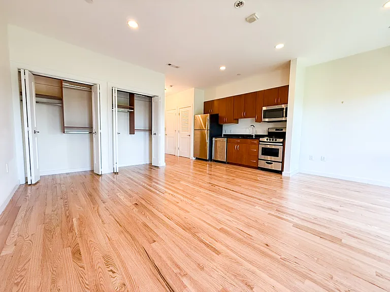 5 Miner St #302 — Photo 8