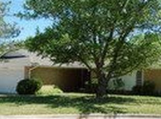 1332 Whispering Hl, Ada, OK 74820