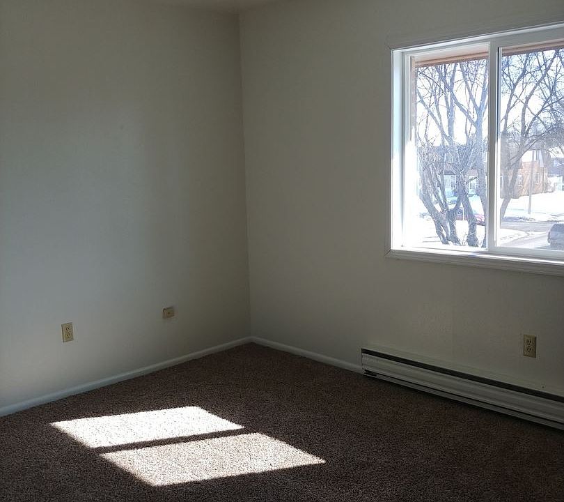 2nd image of 2222 S 17th St APT 305