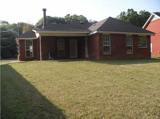 2nd image of 367 Forest Park Dr