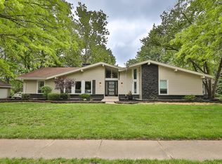 15156 Isleview Dr, Chesterfield, MO 63017