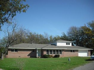 912 E Tulsa Ave, Sulphur, OK 73086