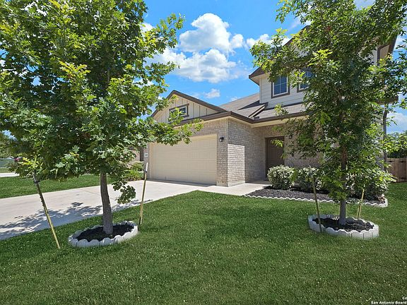 3rd image of 15411 PROTEUS ST