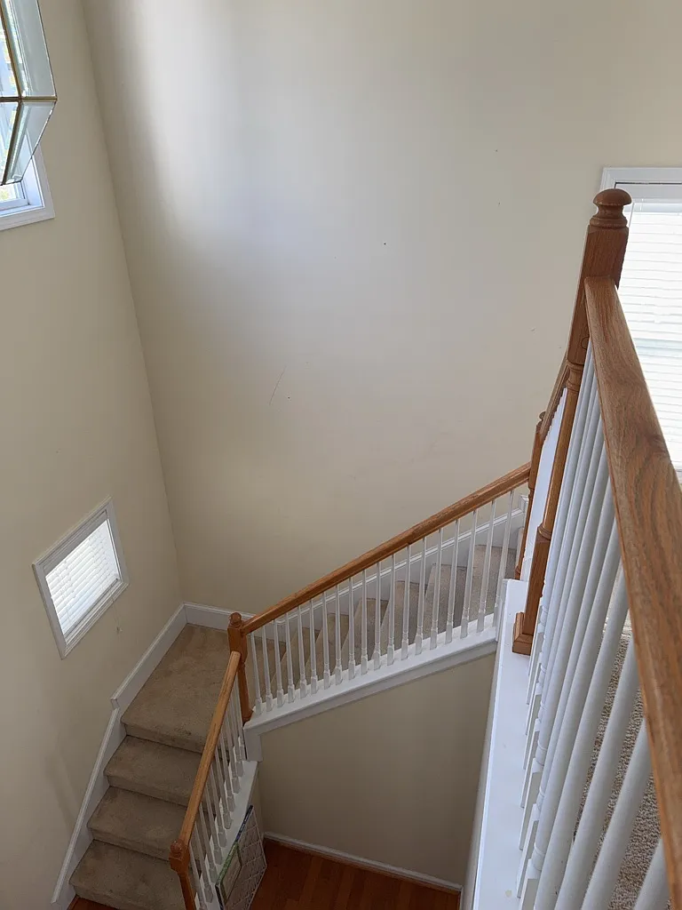 3 bed, 2.5 bath, 2000 sqft, $2,500 — Photo 3