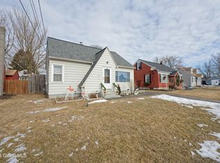 6 Brigadier St, Albany, NY 12205