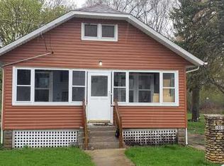 1021 Sard Ave, Aurora, IL 60506