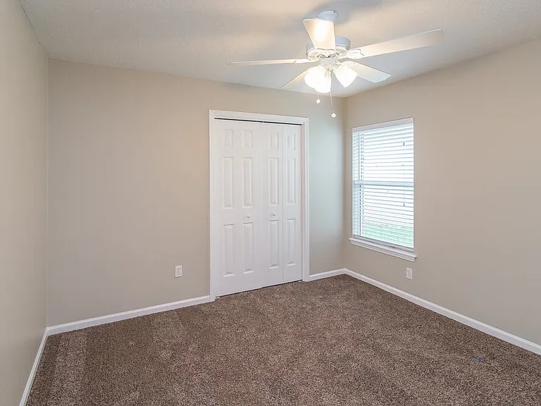 3243 Wandering Oaks Dr — Photo 14