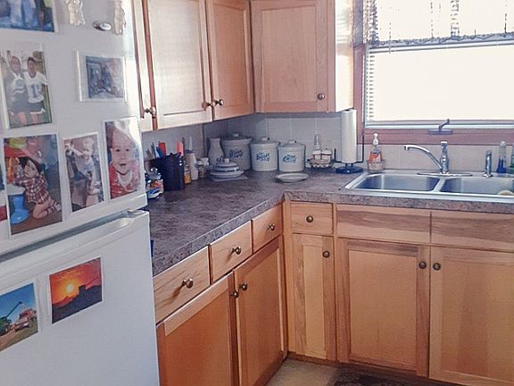4th image of 417 W Hahn Ave