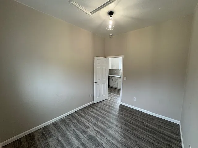 3 bed, 882 sqft, $2,795 — Photo 1