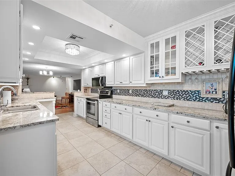 1600 Gulf Blvd #1016 — Photo 21