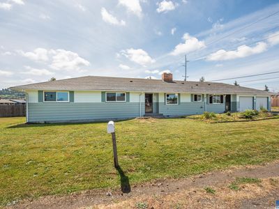 415 E Spruce St, Sequim, WA, 98382