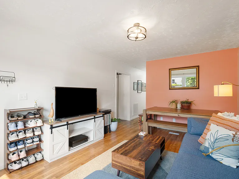 105 Hartmans Mill Rd — Photo 29