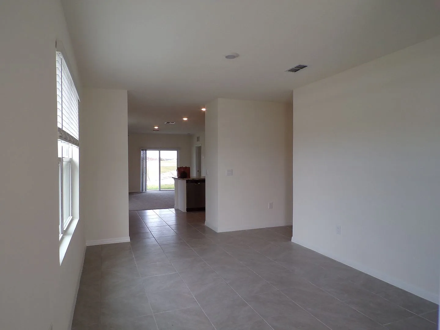 3-Bedroom, 2-Bath Home in Villamar!! — Photo 4