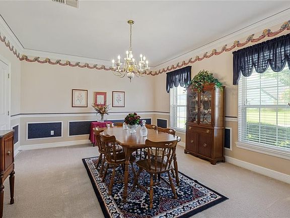 5th image of 31 Madewood Dr