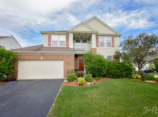 1301 Prescott Dr, Volo, IL 60020
